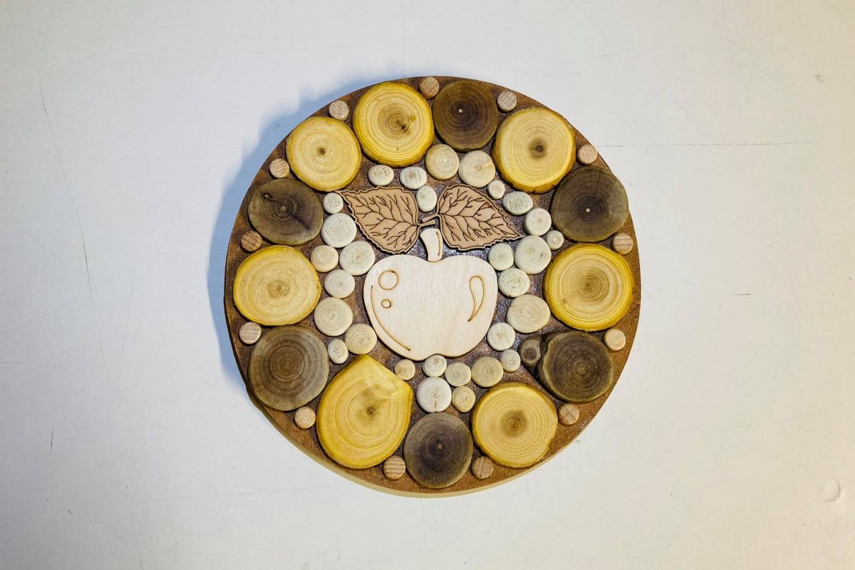 Edényalátét (alma)